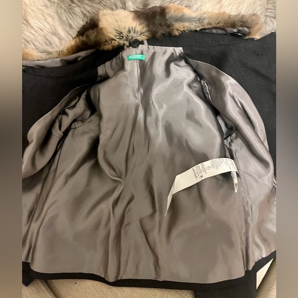 NWOT United Colors of Benetton 3/4 sleeves jacket, blazer Faux fur collar - Picture 2 of 6